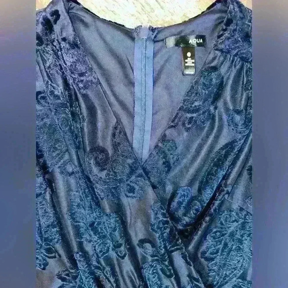 NWT Aqua Womens Velvet Cocktail Mini Dress Size Large - Picture 3 of 10